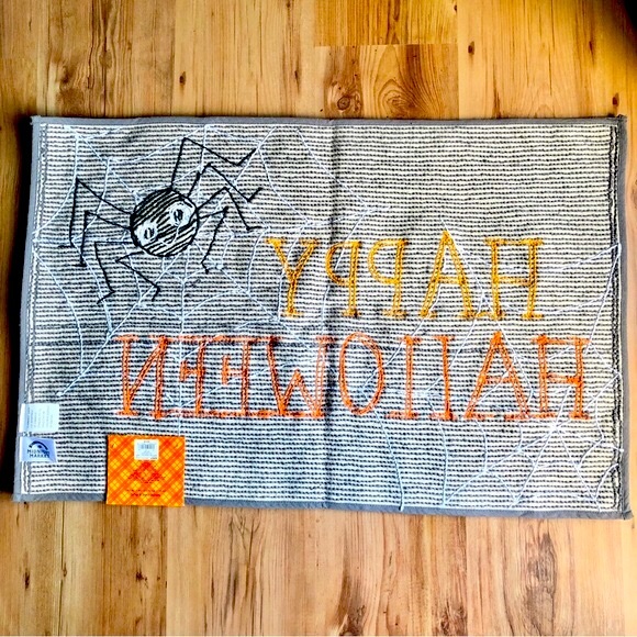 NEW Happy Halloween Spiderweb Rug 20" x 30" Gray Orange - Picture 5 of 14